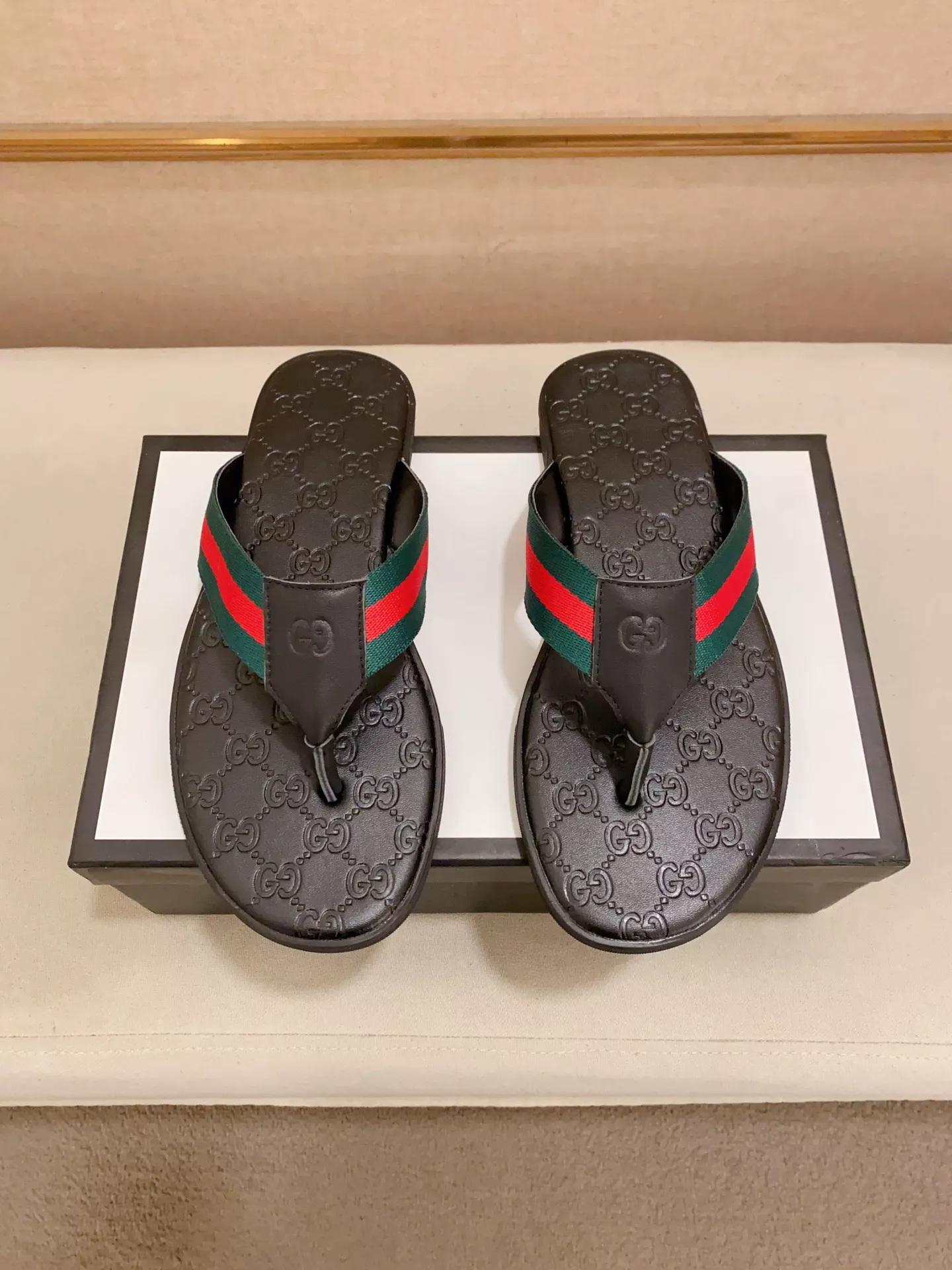 Durable 2741 Gucci Slippers For Men