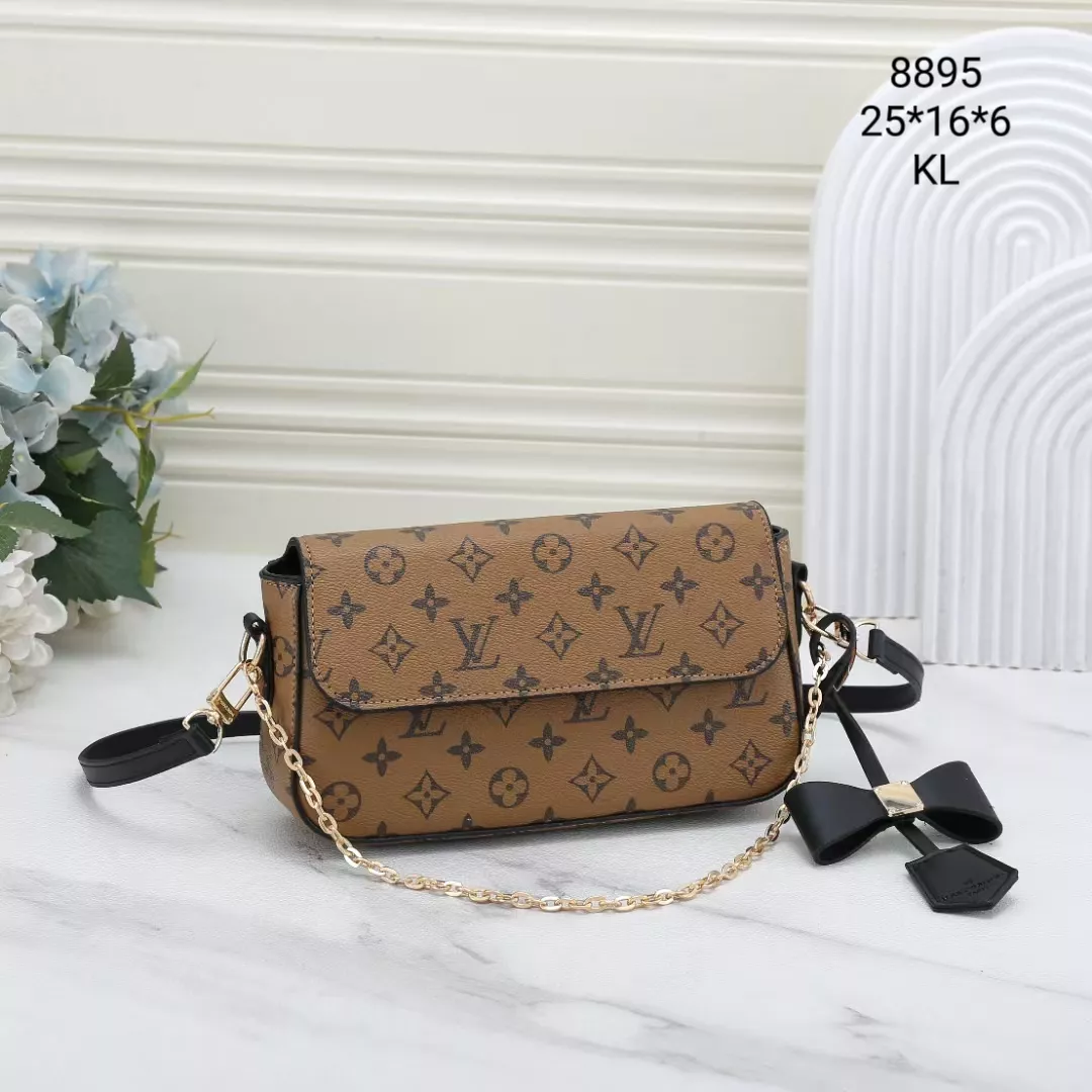 Durable 2779 Louis Vuitton Messenger Bags For Women