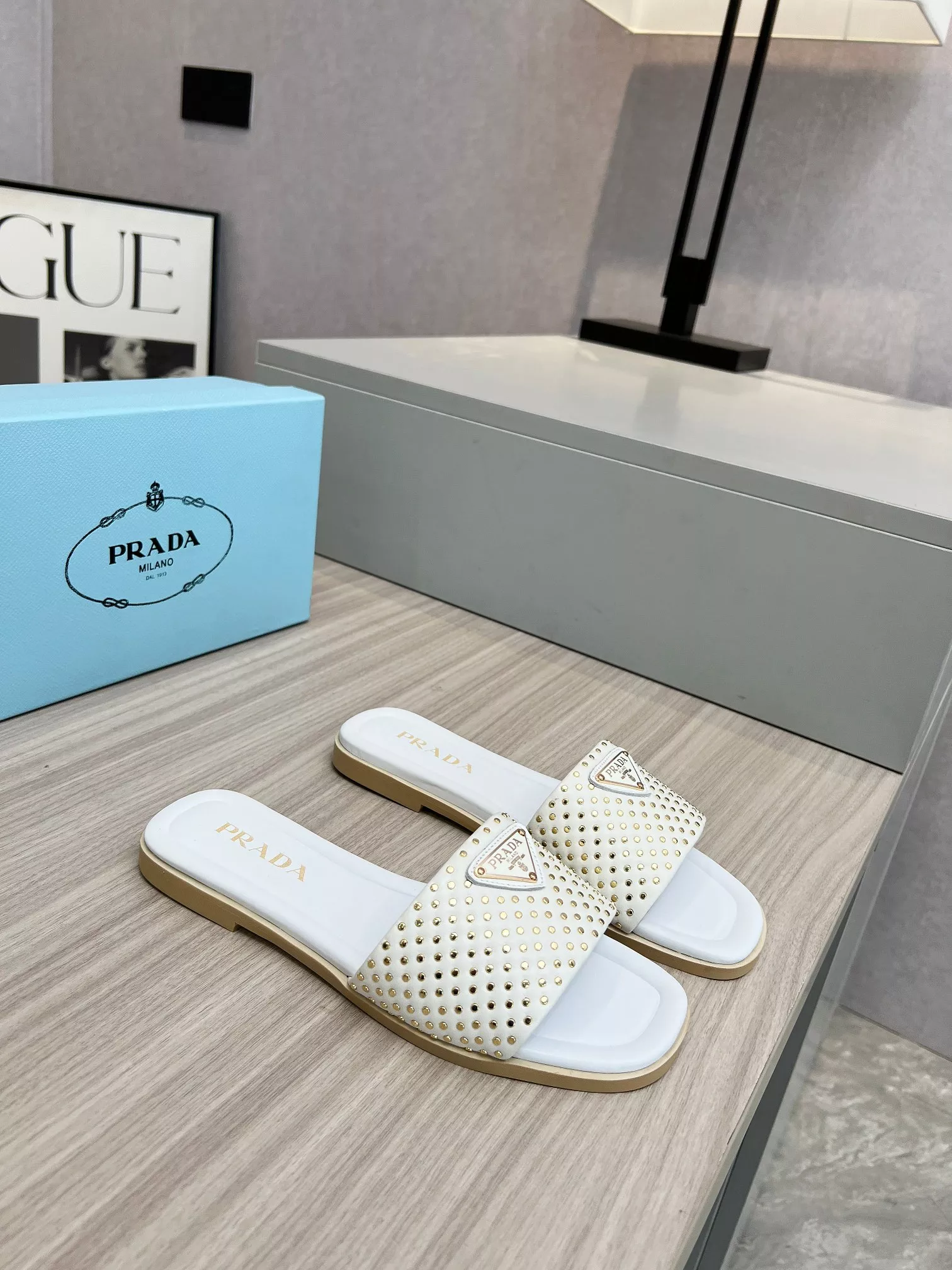 Durable 2823 Prada Slippers For Women