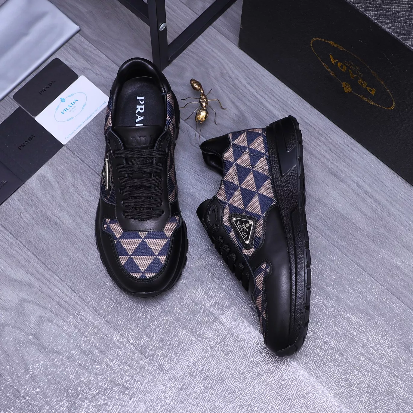 Durable 2879 Prada Casual Shoes For Men