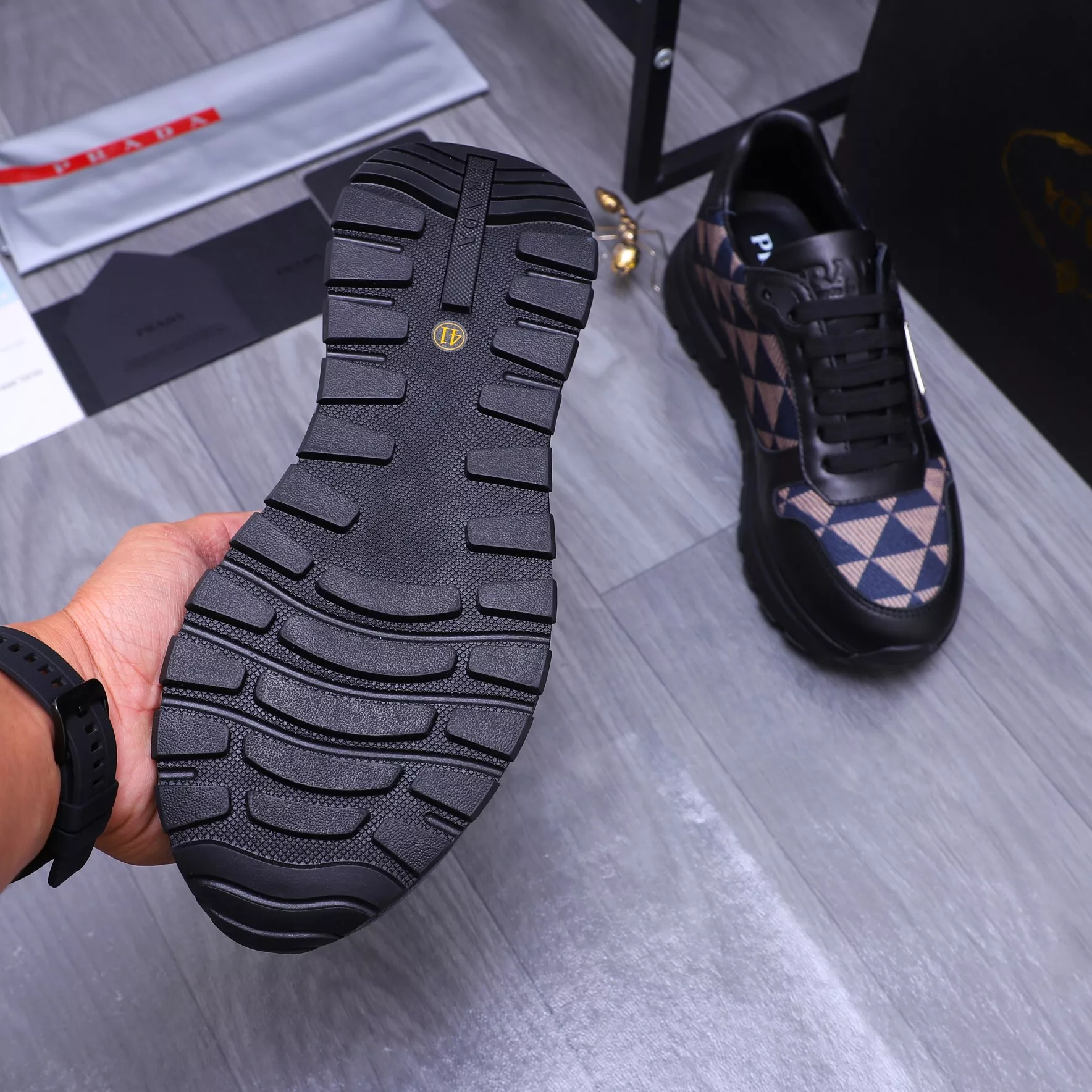 Durable 2879 Prada Casual Shoes For Men