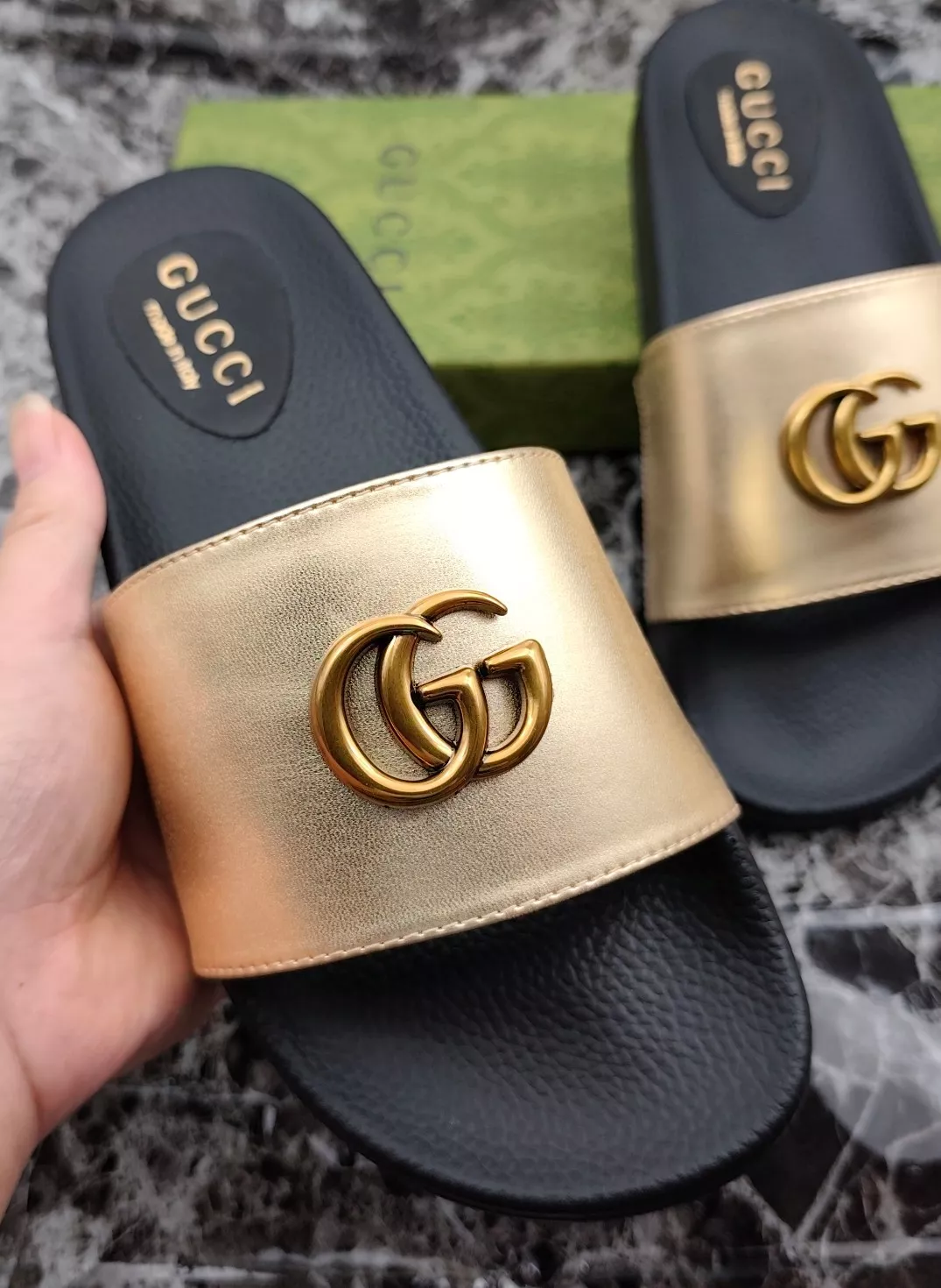 Durable 2940 Gucci Slippers For Men