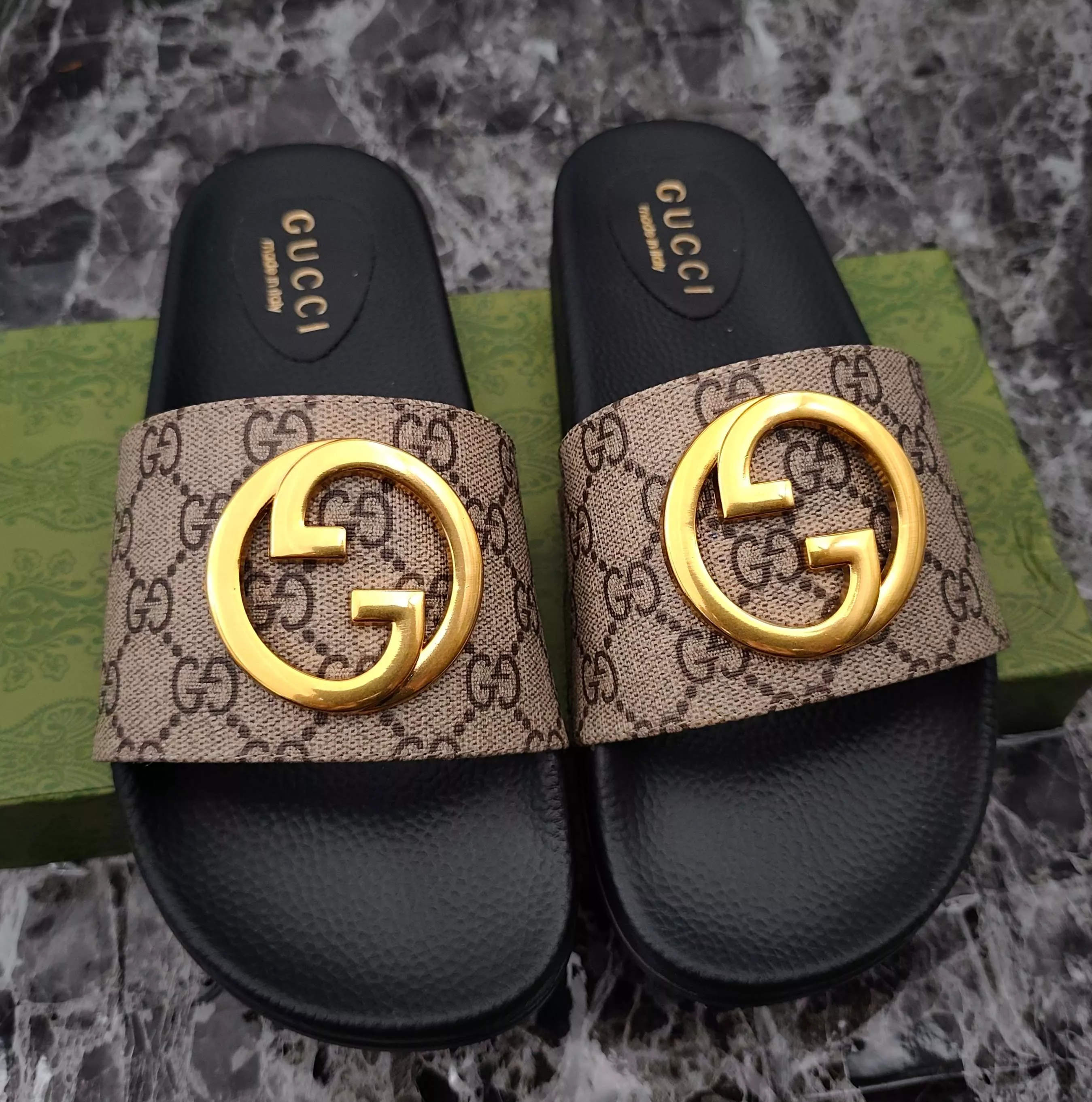 Durable 2963 Gucci Slippers For Men