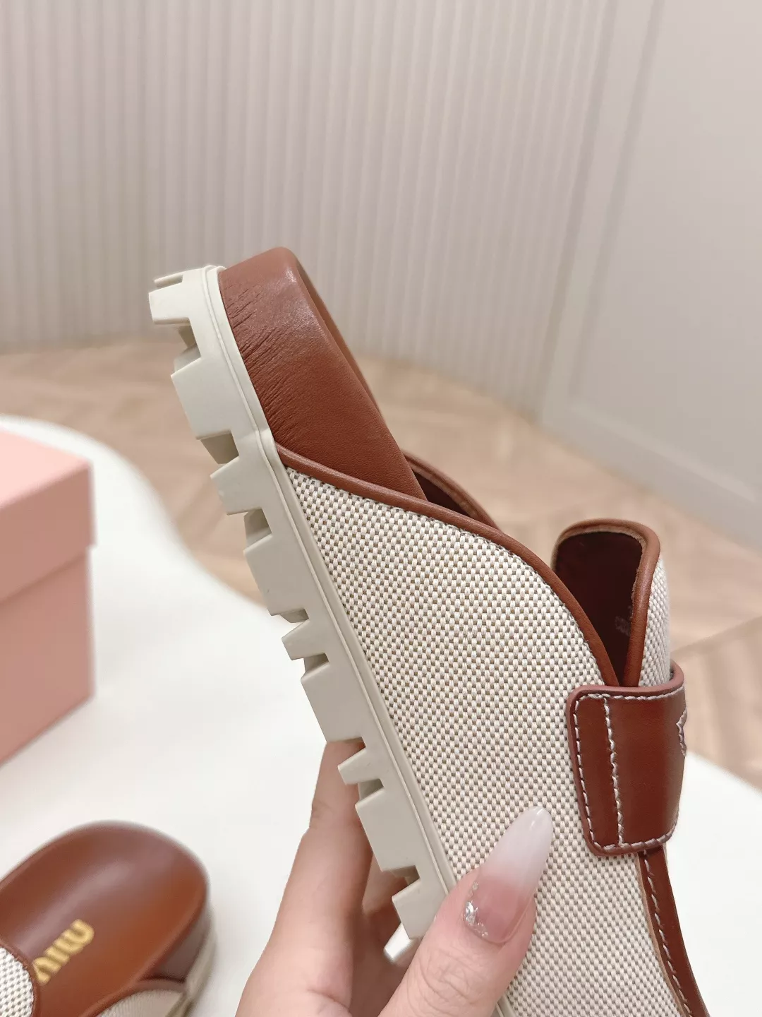 Durable 3021 MIU MIU Slippers For Women