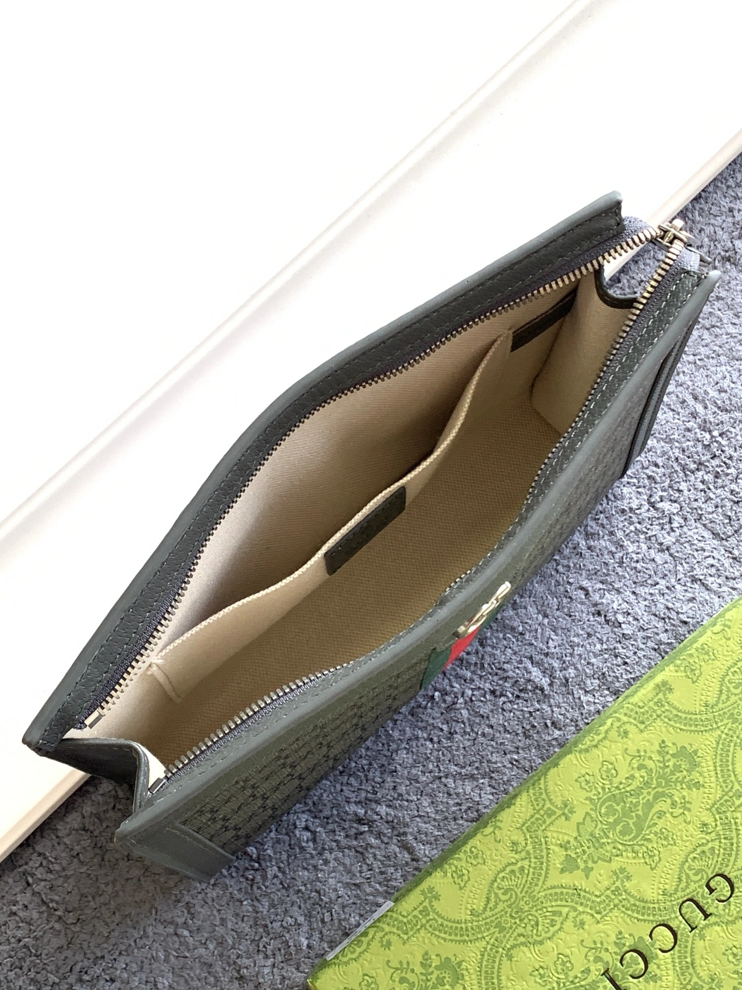 Durable 3053 Gucci AAA Man Wallets