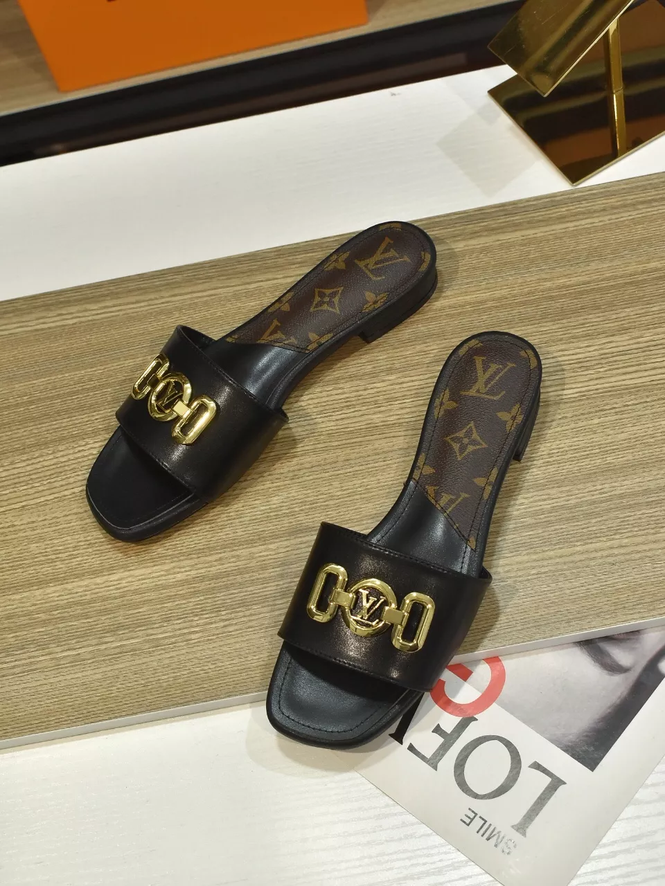 Durable 3107 Louis Vuitton Slippers For Women
