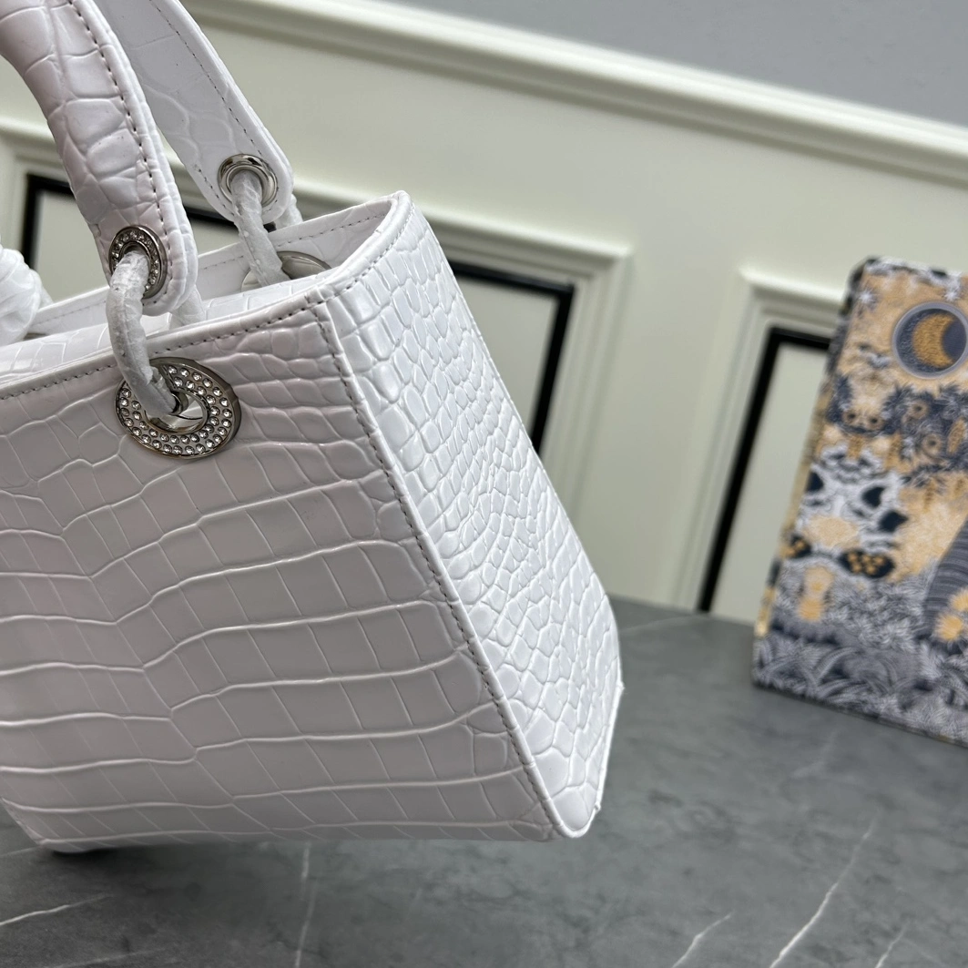 Durable 3243 Christian Dior AAA Quality Handbags For Women