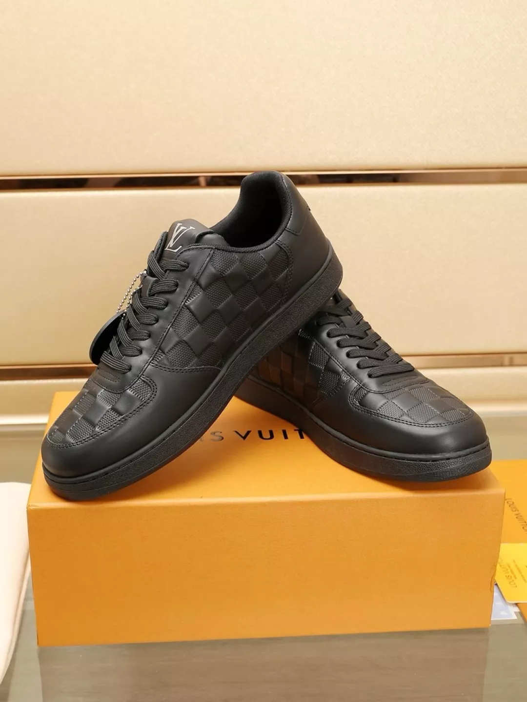 Durable 3346 Louis Vuitton Casual Shoes For Men