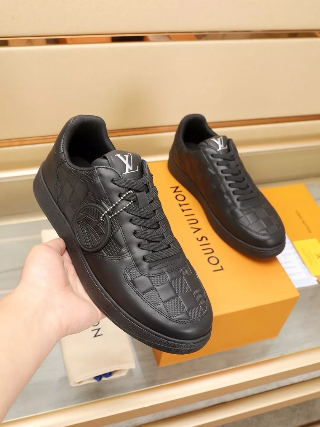 Durable 3346 Louis Vuitton Casual Shoes For Men