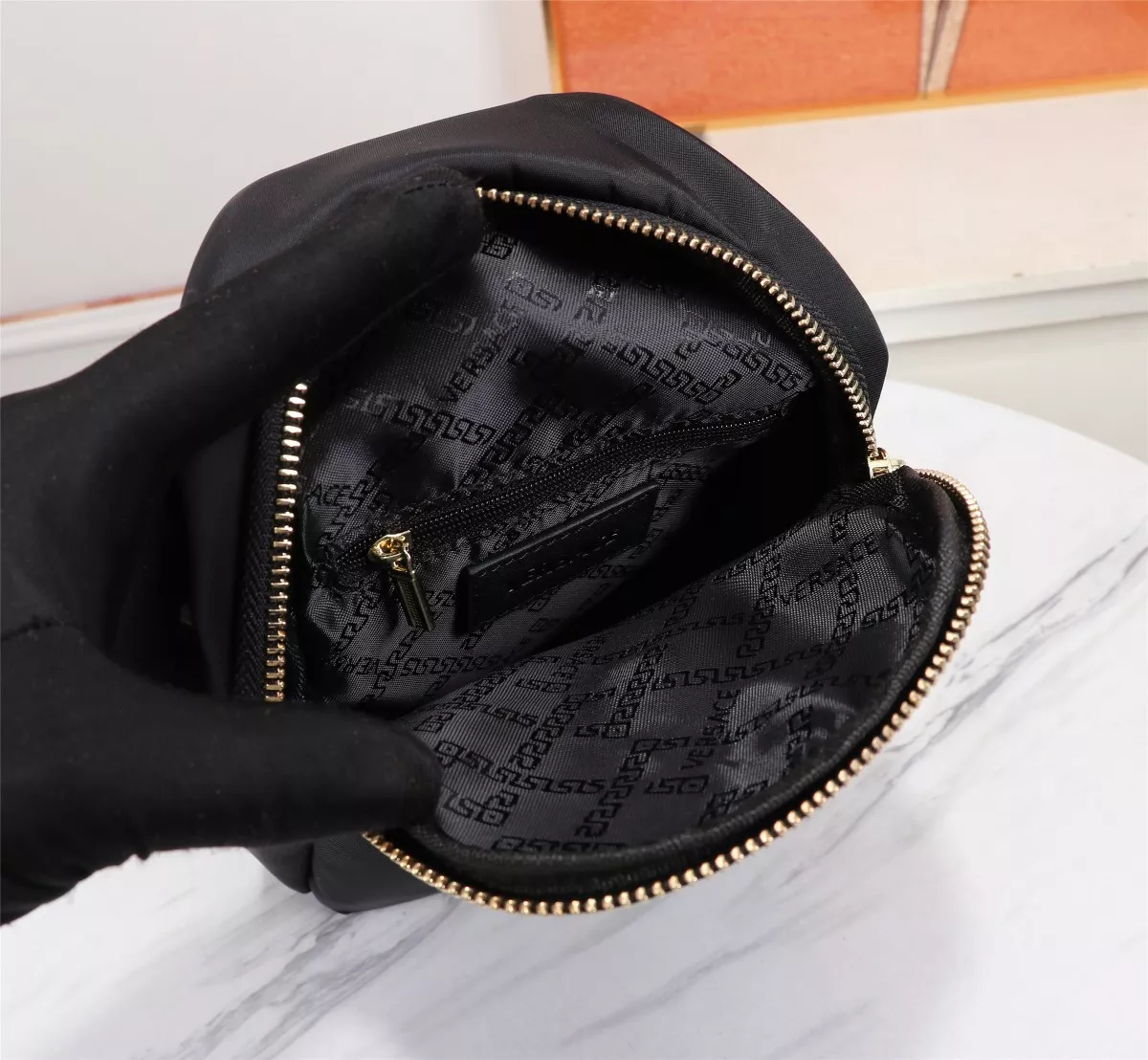 Durable 343 Versace AAA Man Messenger Bags