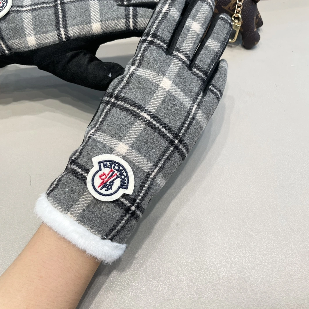 Durable 3441 Moncler Gloves