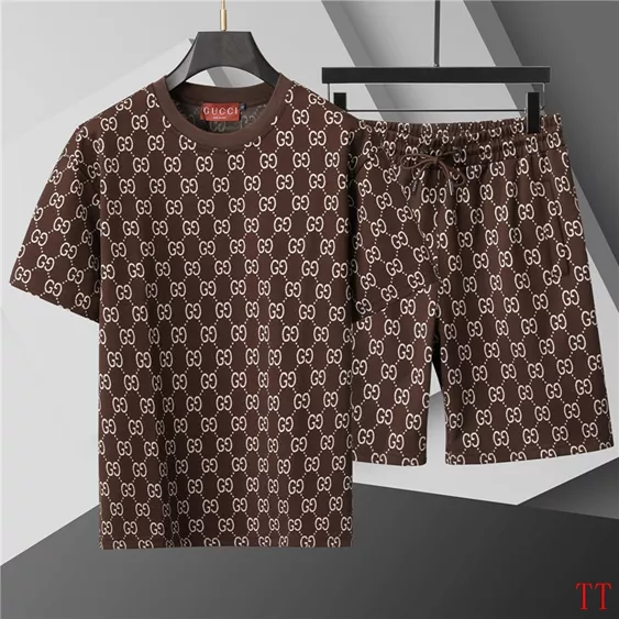 Durable 3446 Gucci Tracksuits Short Sleeved For Men