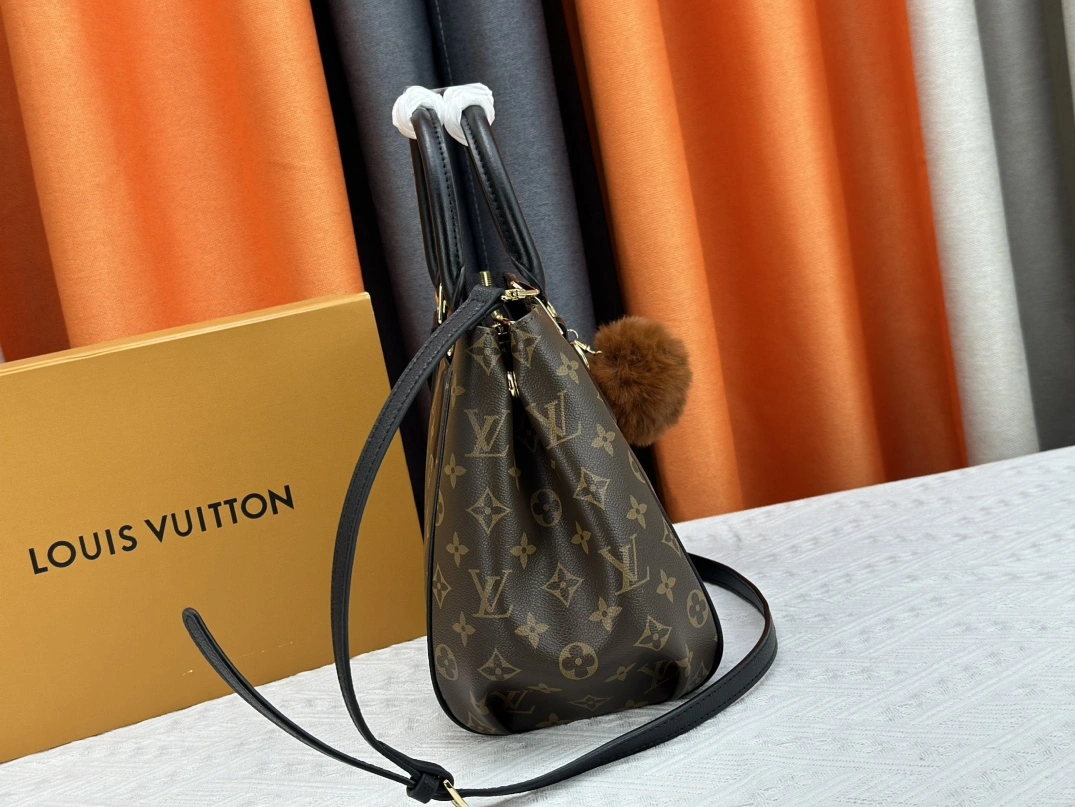 Durable 3474 Louis Vuitton AAA Quality Handbags For Women