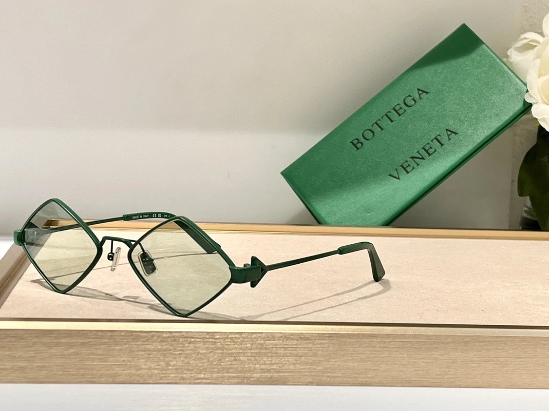 Durable 3590 Bottega Veneta AAA Quality Sunglasses