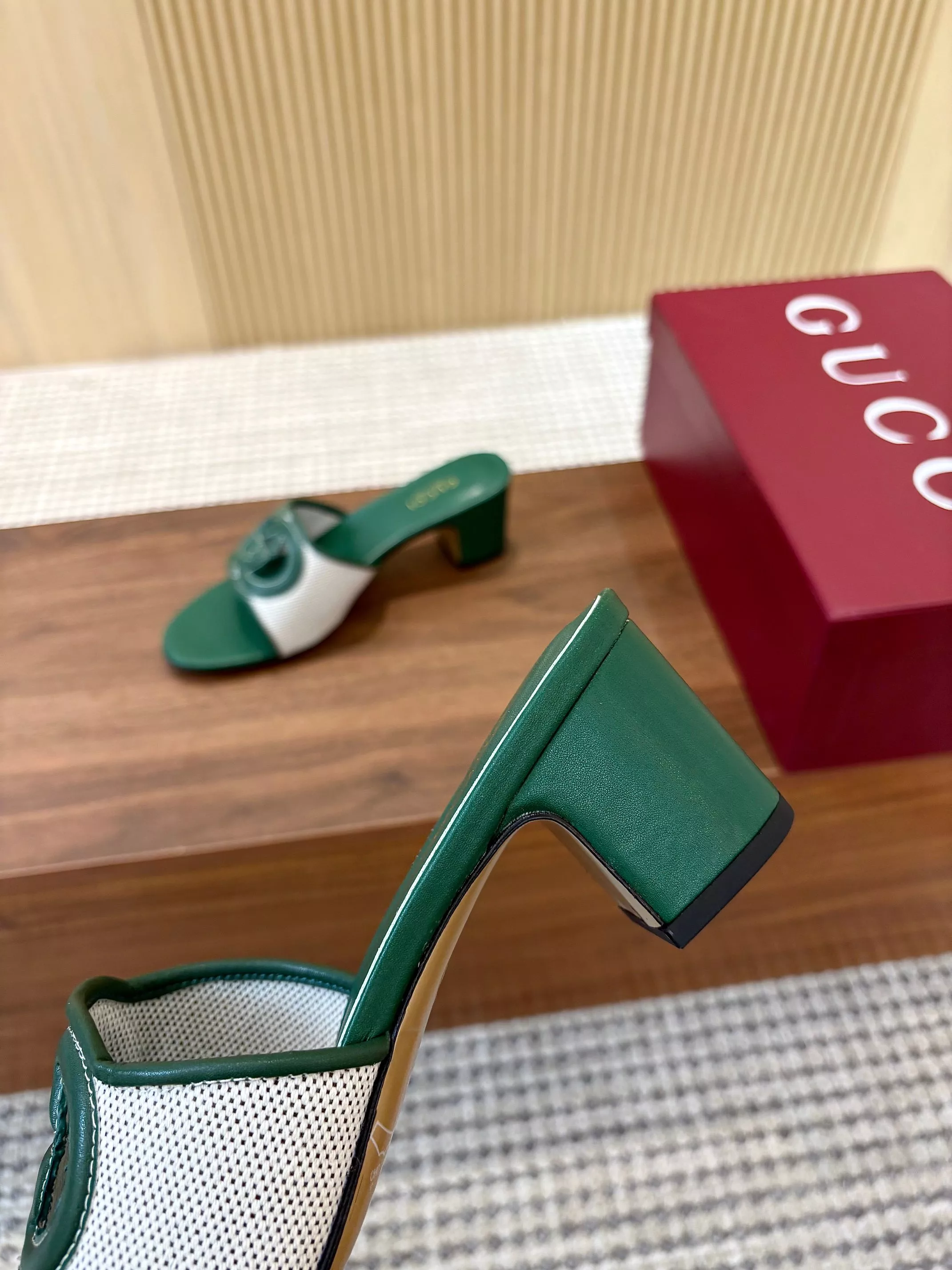 Durable 3595 Gucci Slippers For Women
