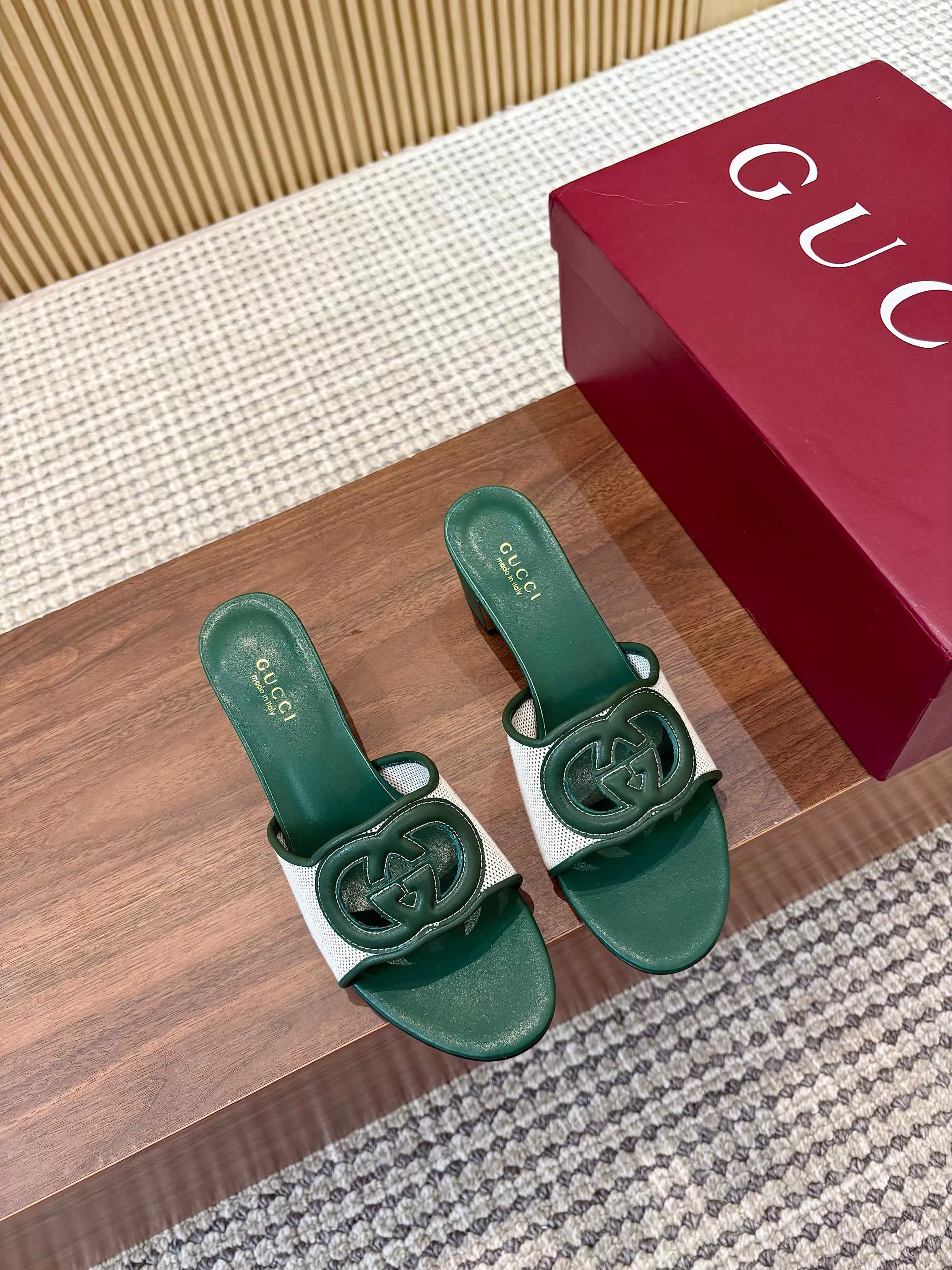 Durable 3595 Gucci Slippers For Women