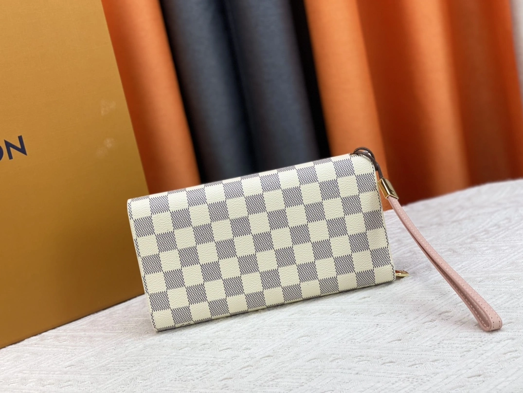 Durable 3641 Louis Vuitton AAA Quality Wallets For Women