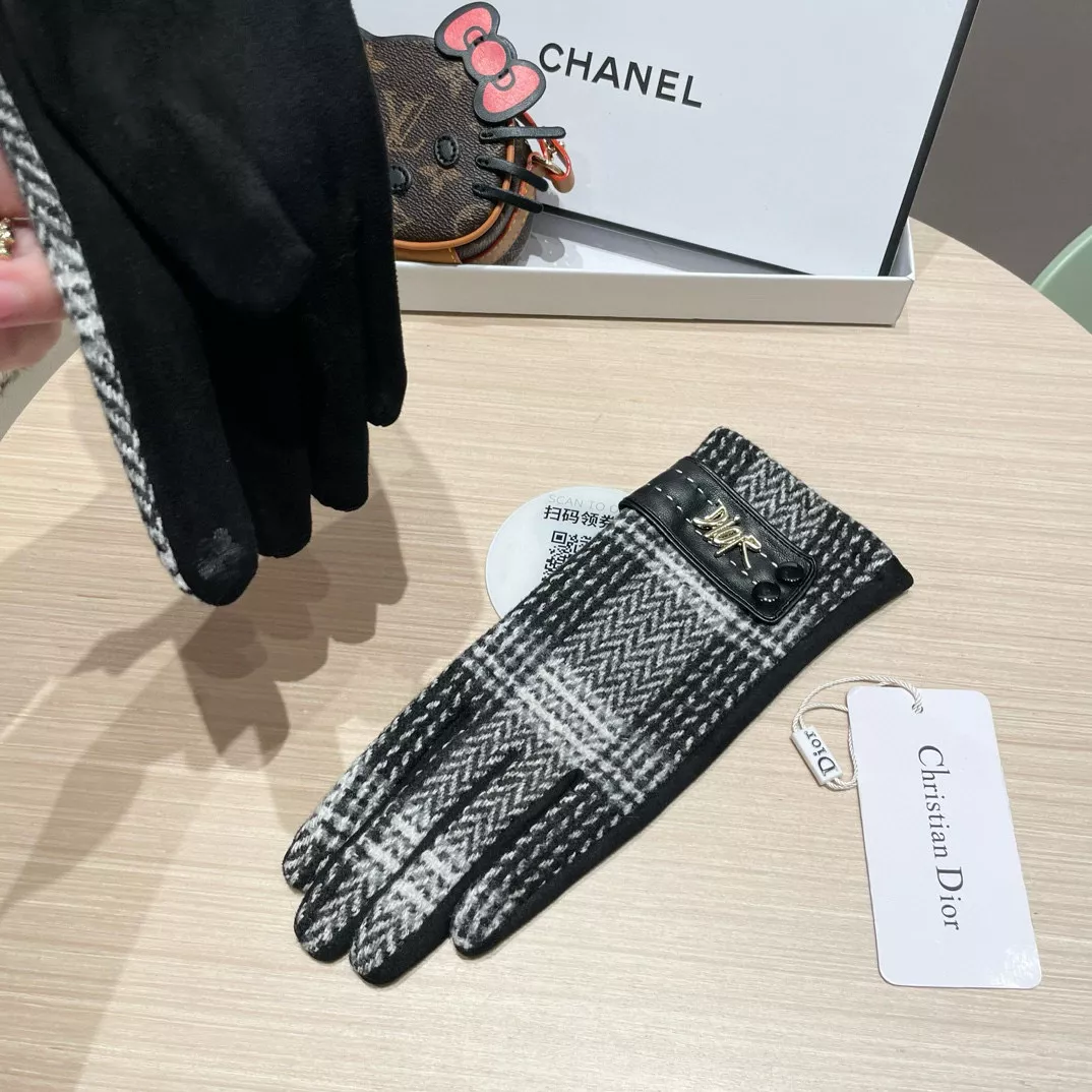 Durable 3645 Christian Dior Gloves For Women
