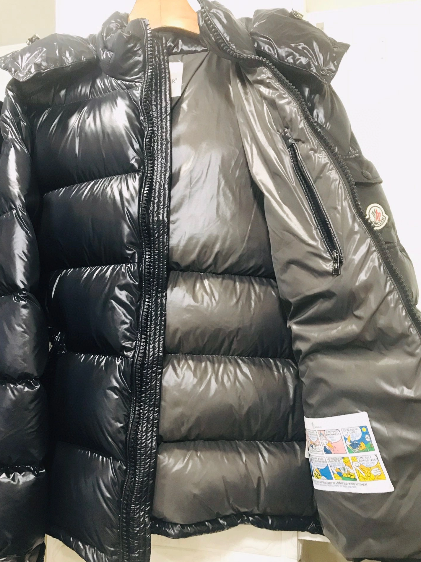 Durable 3665 Moncler Down Feather Coat Long Sleeved For Unisex