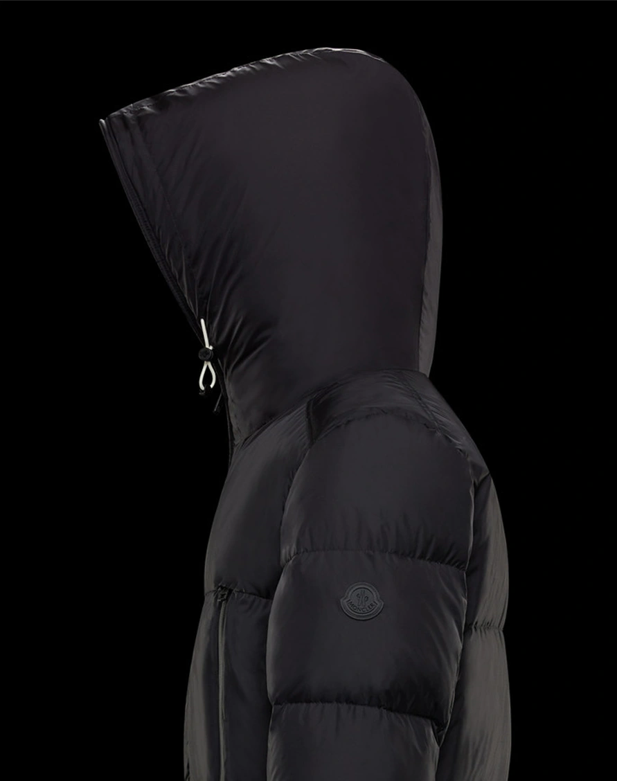Durable 3672 Moncler Down Feather Coat Long Sleeved For Unisex