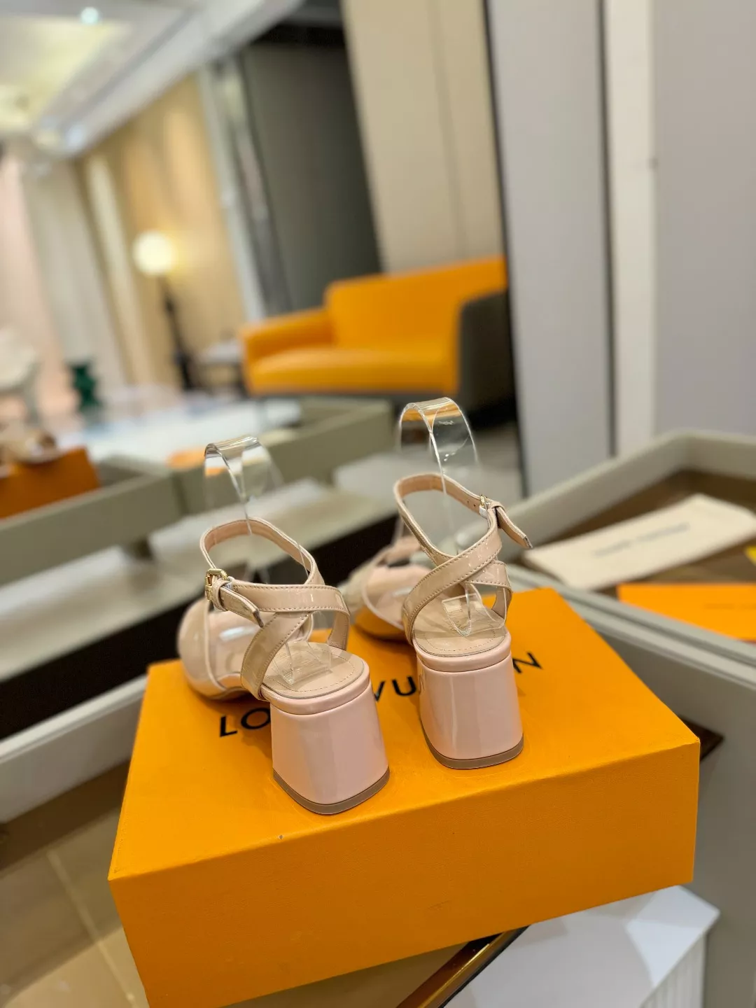 Durable 3691 Louis Vuitton Sandal For Women