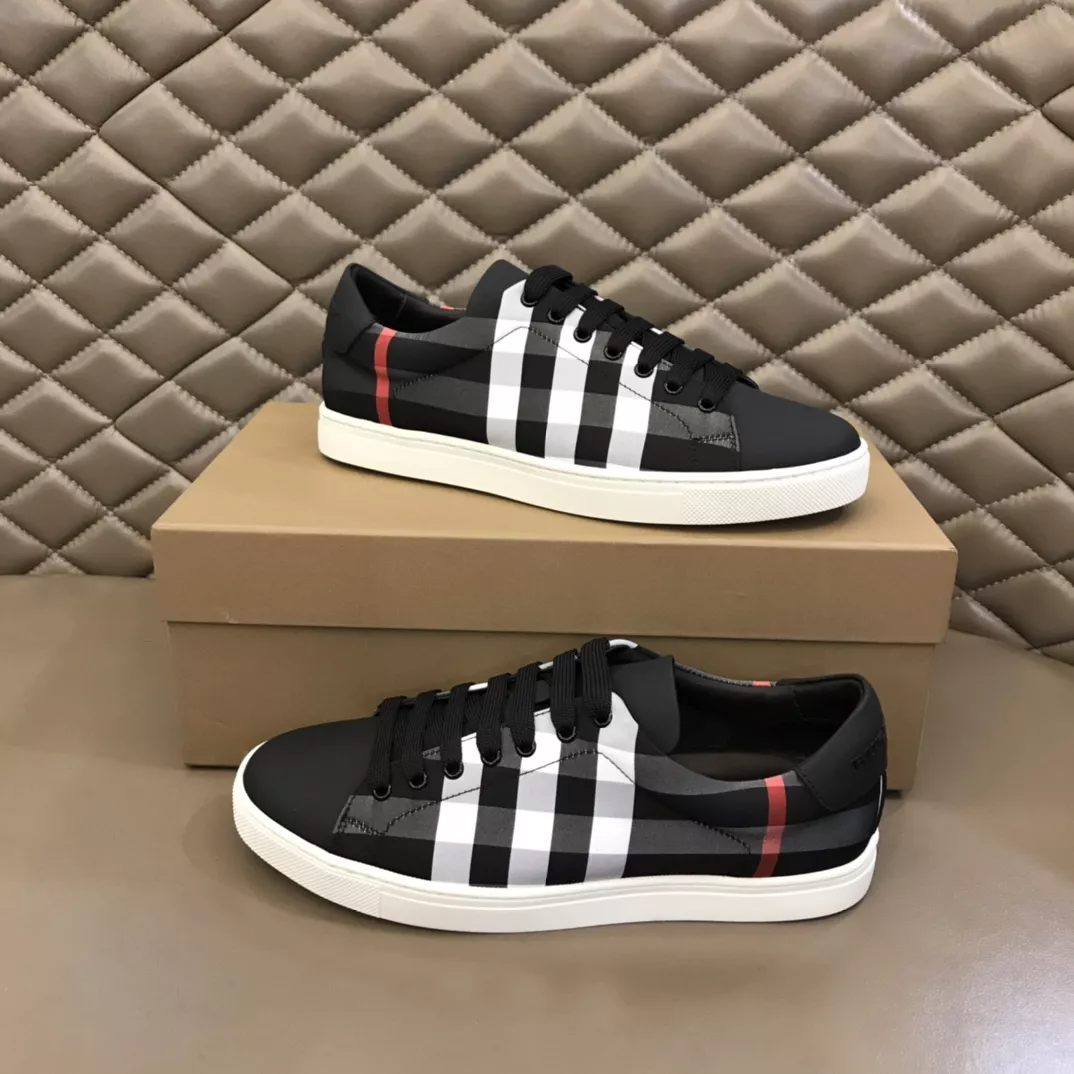 Durable 3708 Burberry Casual Shoes For Men
