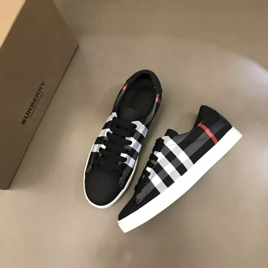 Durable 3708 Burberry Casual Shoes For Men