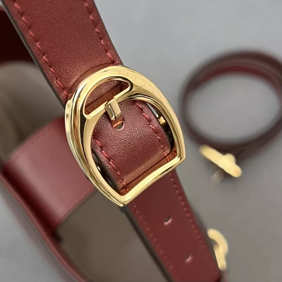 Durable 3806 Gucci AAA Quality Shoulder Bags For Women