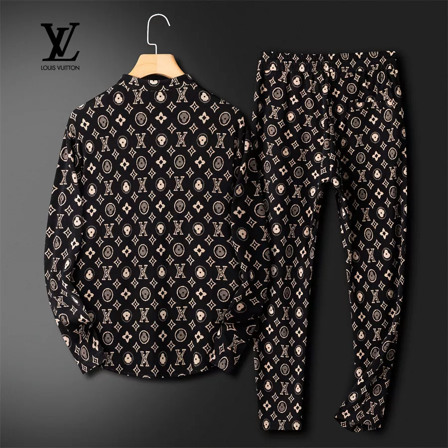 Durable 3864 Louis Vuitton LV Tracksuits Long Sleeved For Men