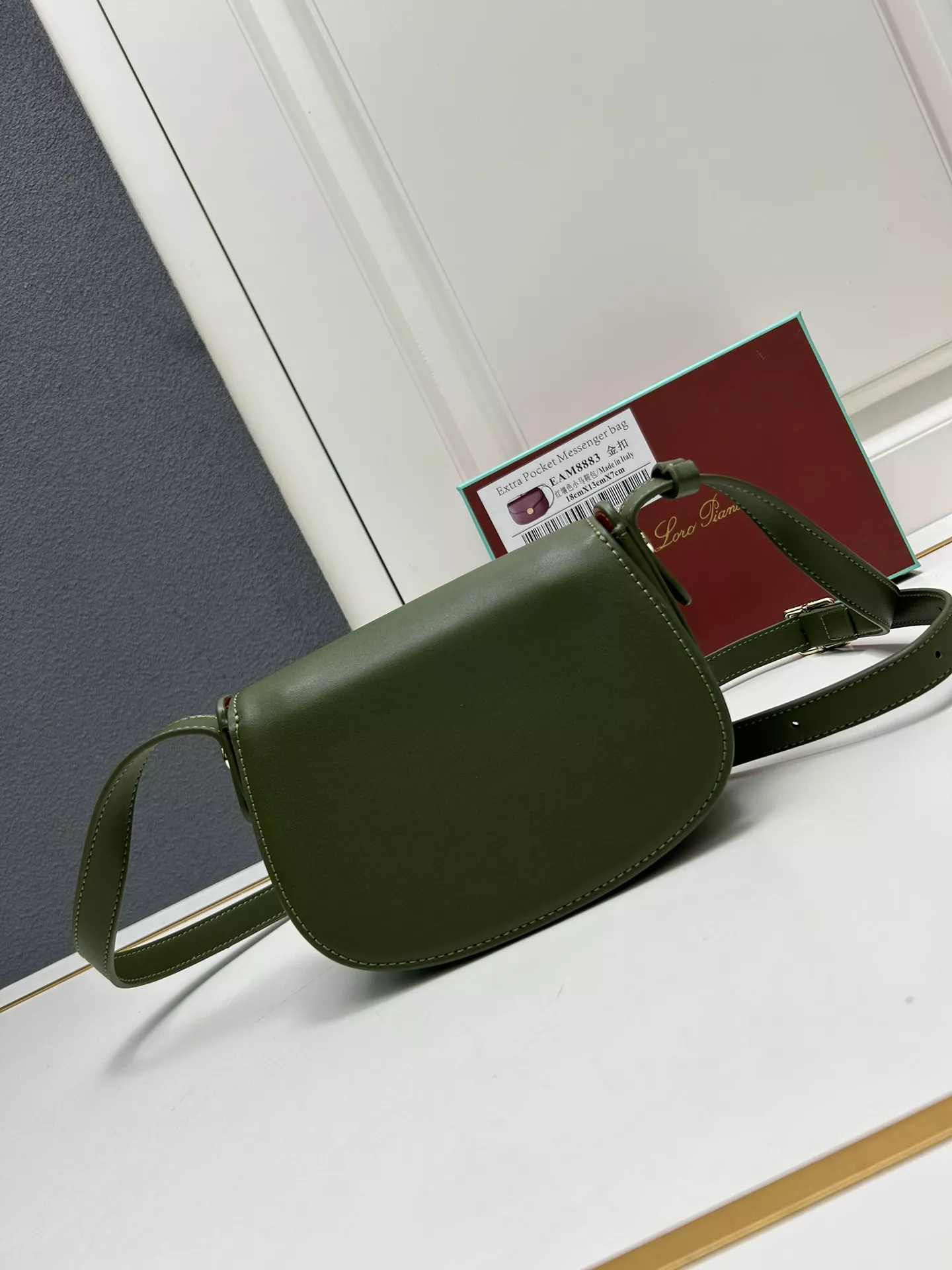 Durable 3934 Loro Piana AAA Quality Messenger Bags For Women