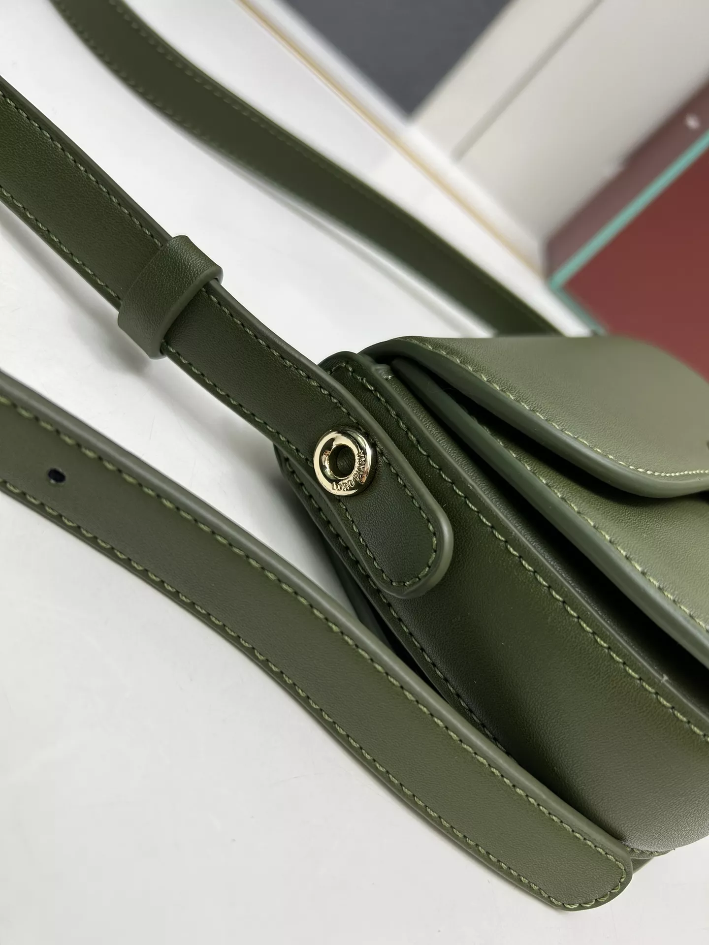 Durable 3934 Loro Piana AAA Quality Messenger Bags For Women