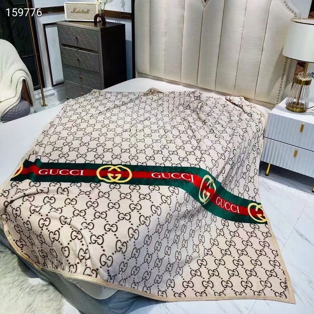 Durable 4030 Gucci Blanket