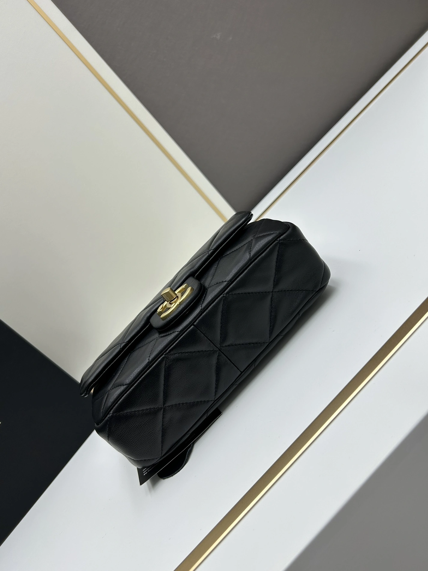 Durable 4127 Chanel AAA Quality Messenger Bags For Women