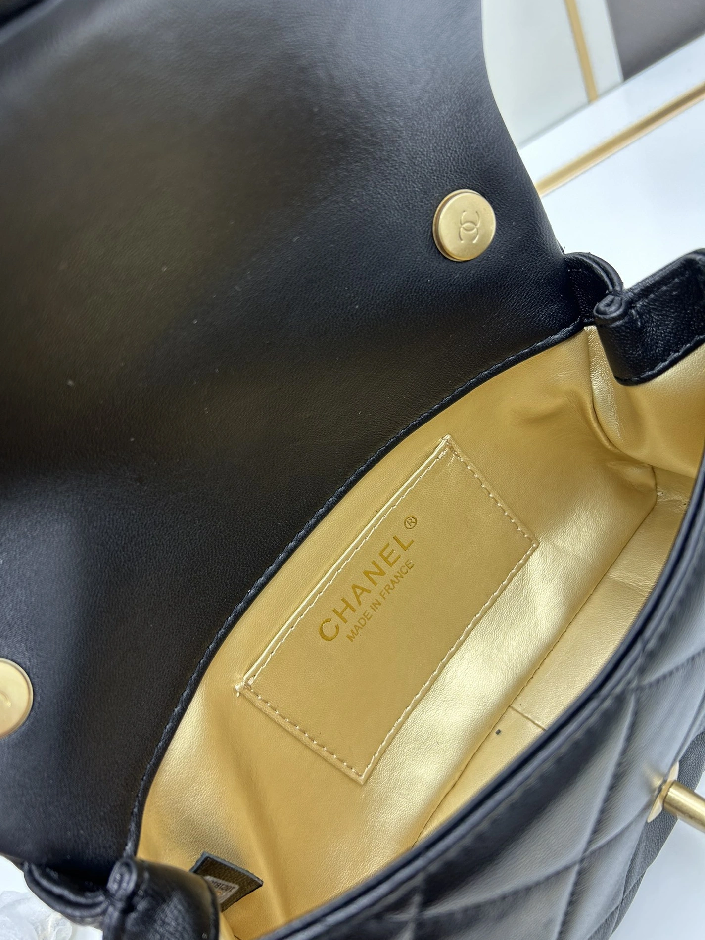 Durable 4127 Chanel AAA Quality Messenger Bags For Women