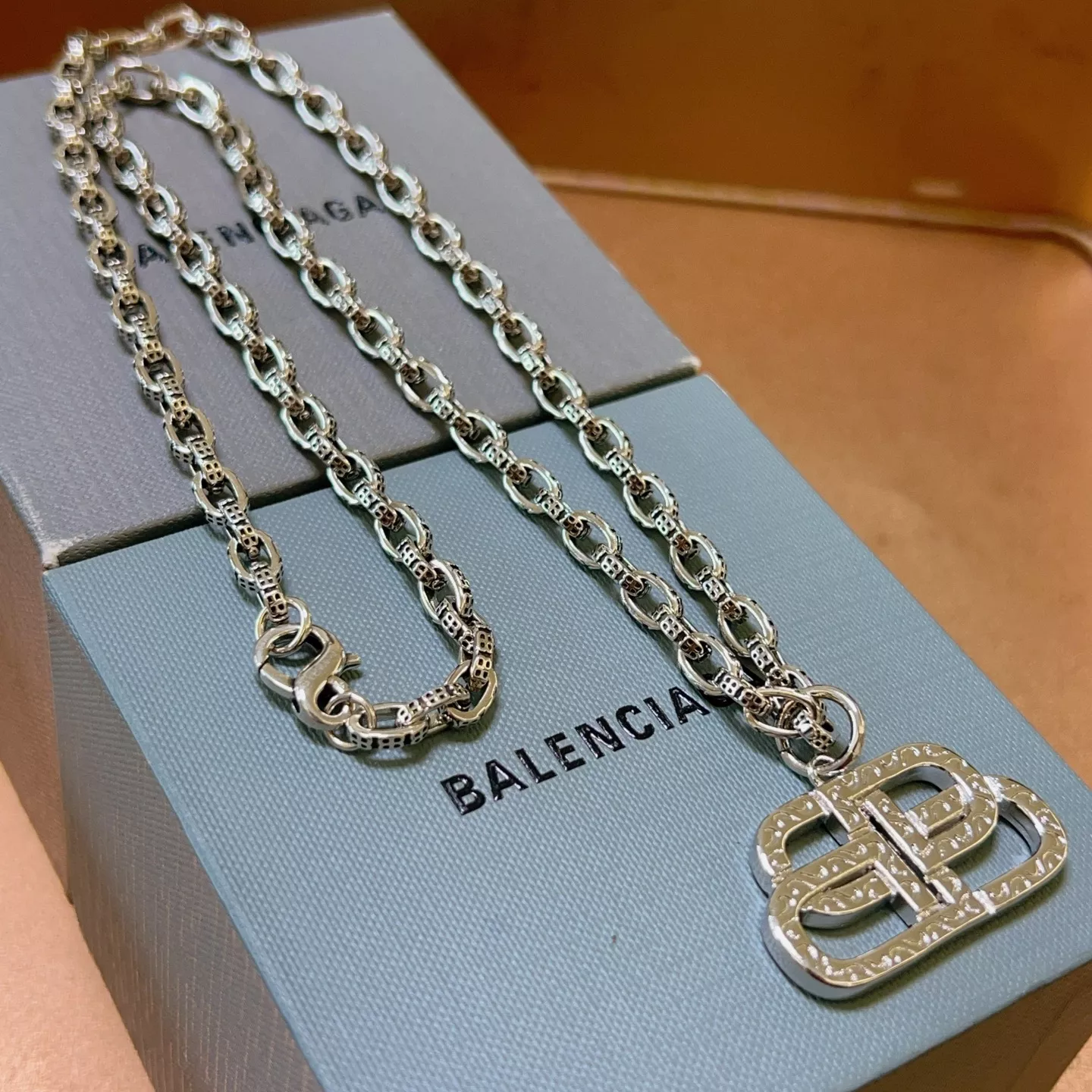Durable 4243 Balenciaga Necklaces