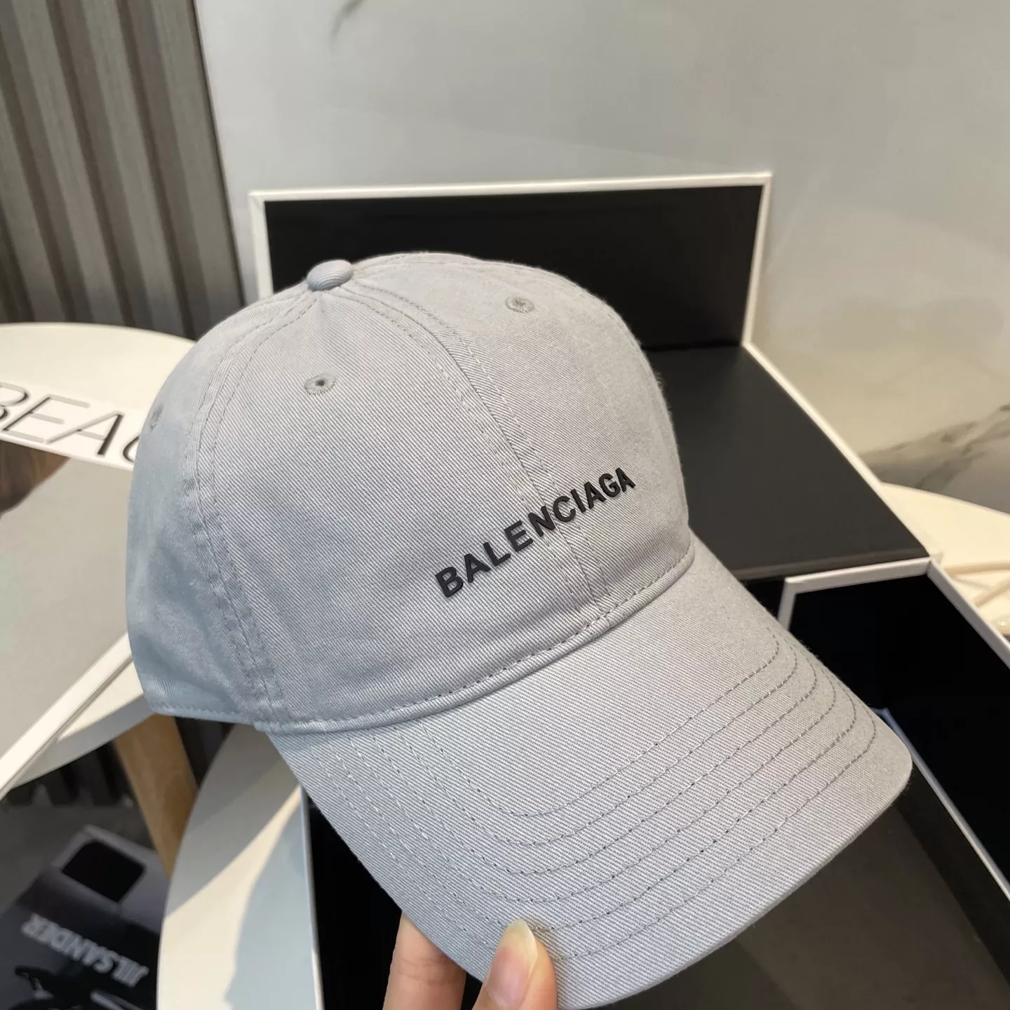 Durable 4279 Balenciaga Caps