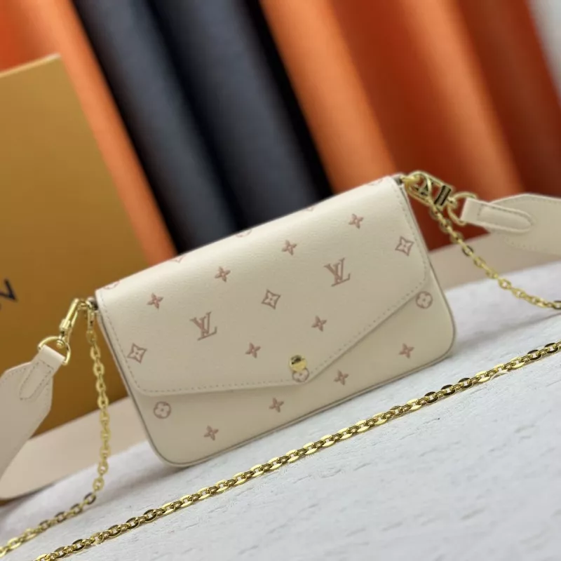 Durable 4290 Louis Vuitton AAA Quality Messenger Bags For Women