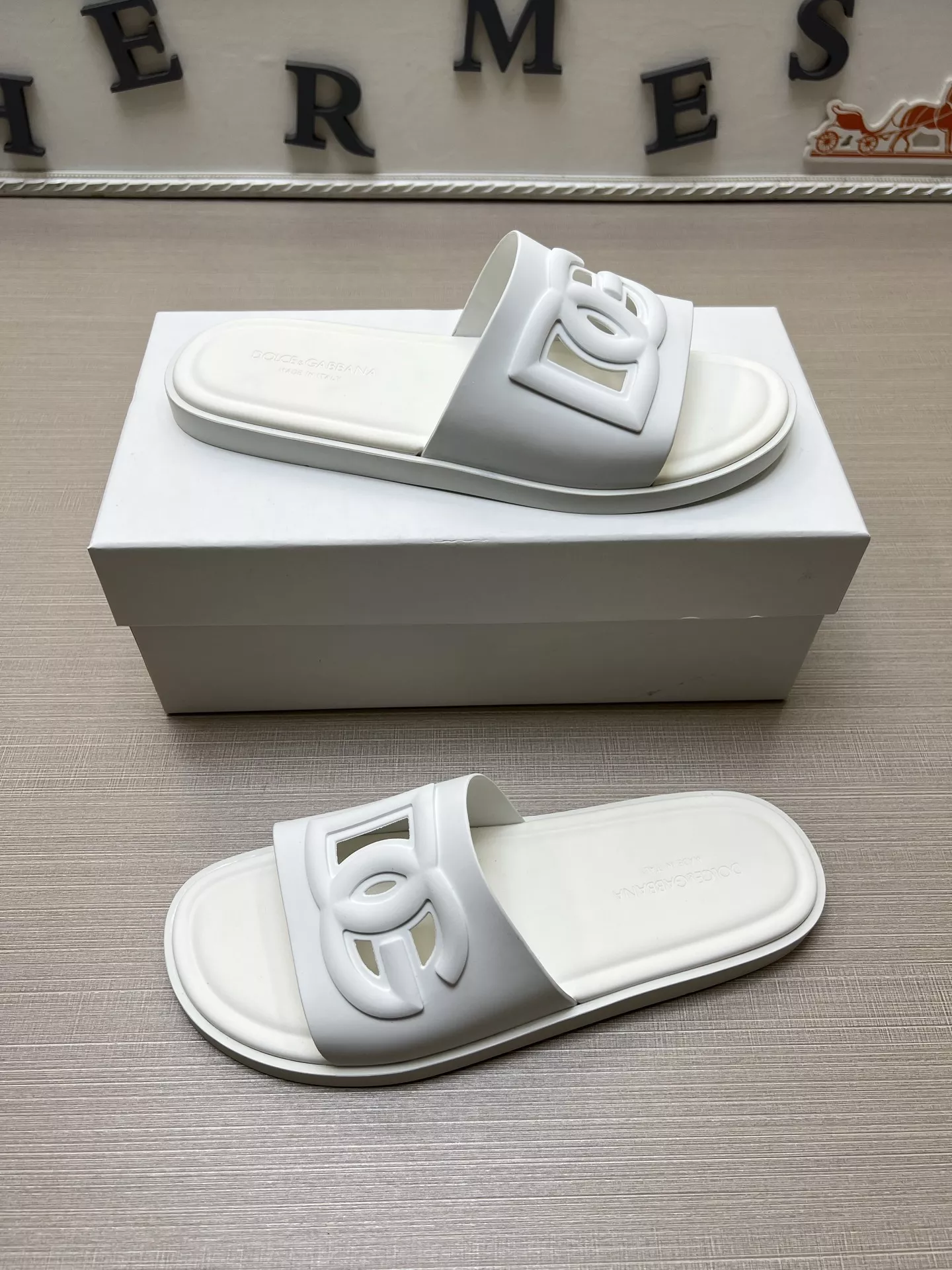 Durable 4323 Dolce & Gabbana D&G Slippers For Men