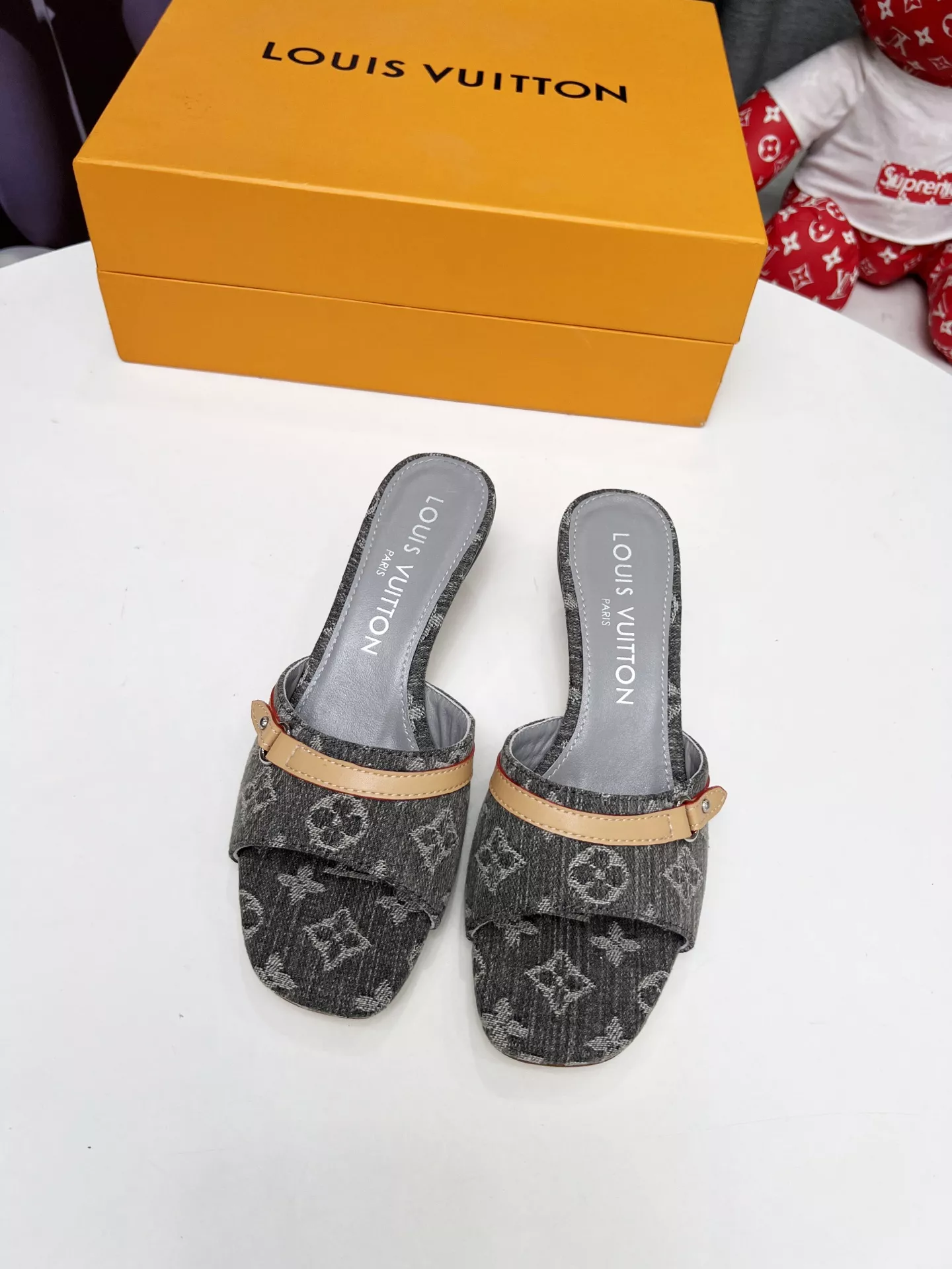 Durable 4392 Louis Vuitton Slippers For Women