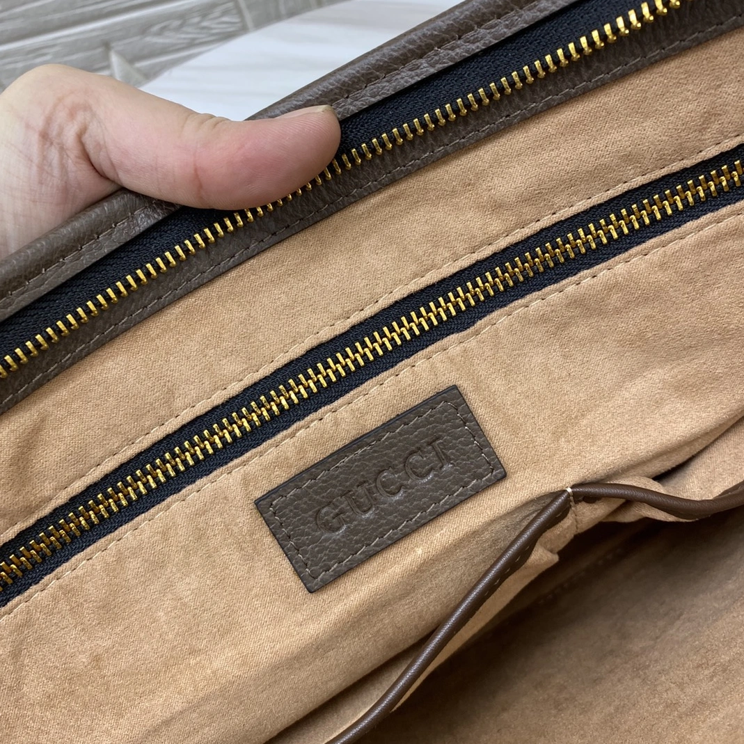 Durable 4400 Gucci AAA Man Handbags