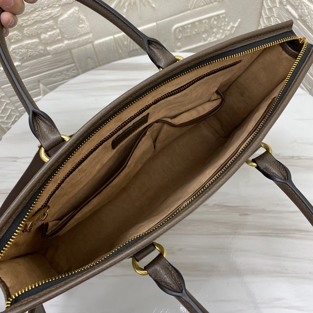 Durable 4400 Gucci AAA Man Handbags