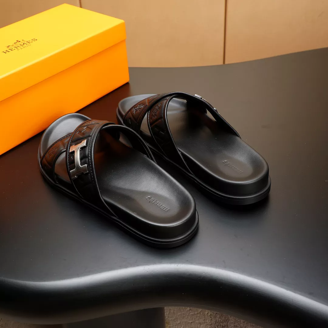 Durable 4481 Hermes Slippers For Men