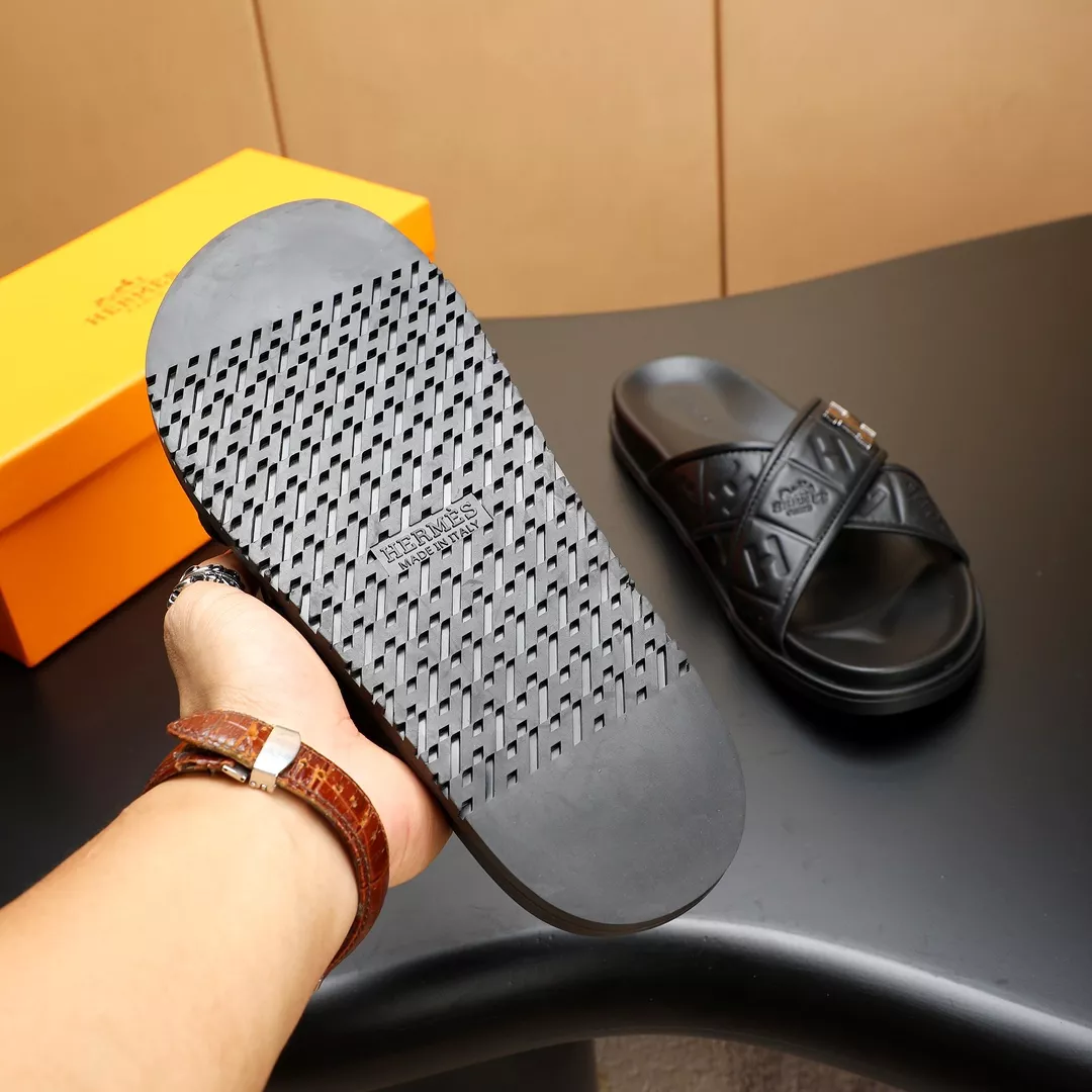 Durable 4481 Hermes Slippers For Men