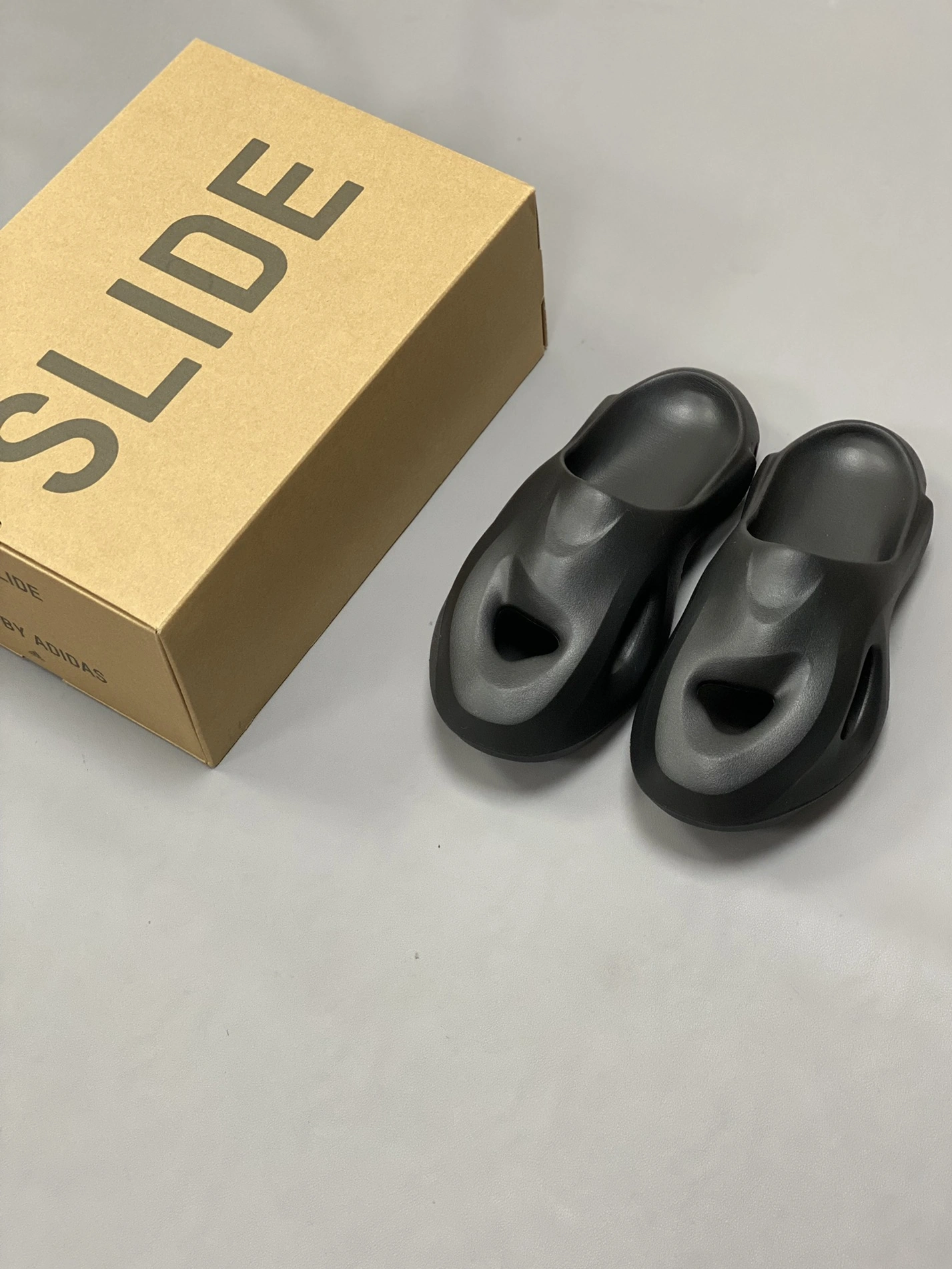 Durable 4553 Adidas Yeezy Slippers For Women