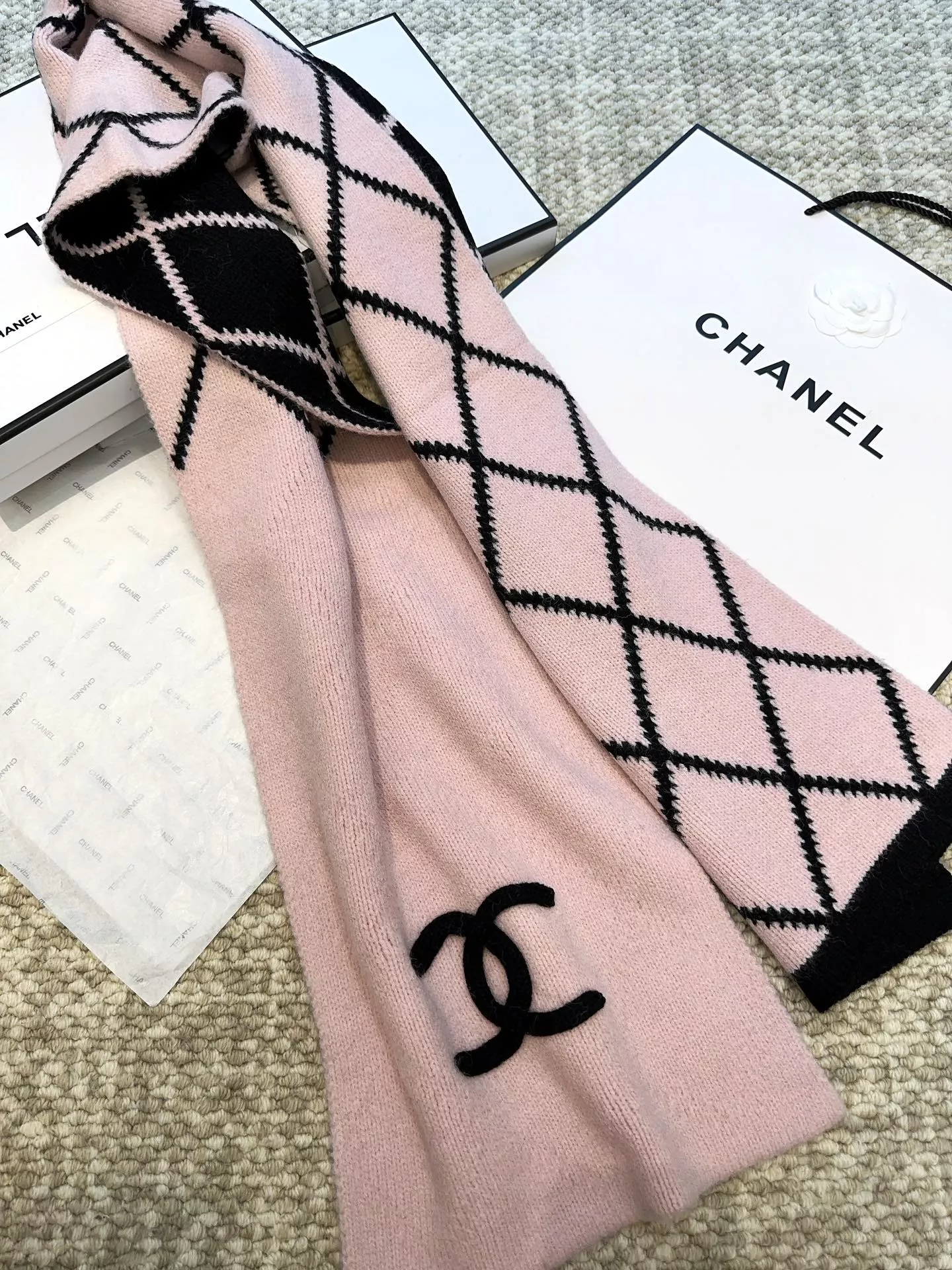 Durable 4617 Chanel Scarves For Women