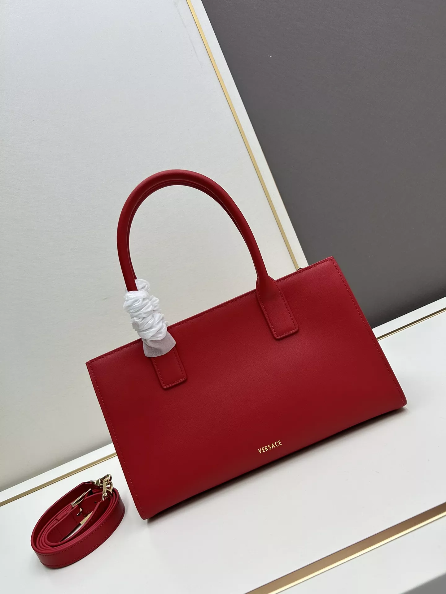 Durable 4655 Versace AAA Quality Handbags For Women