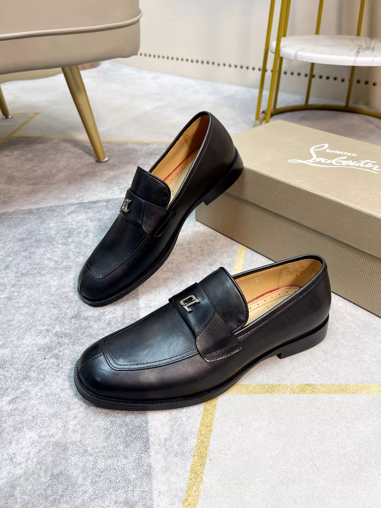 Durable 4686 Christian Louboutin Leather Shoes For Men