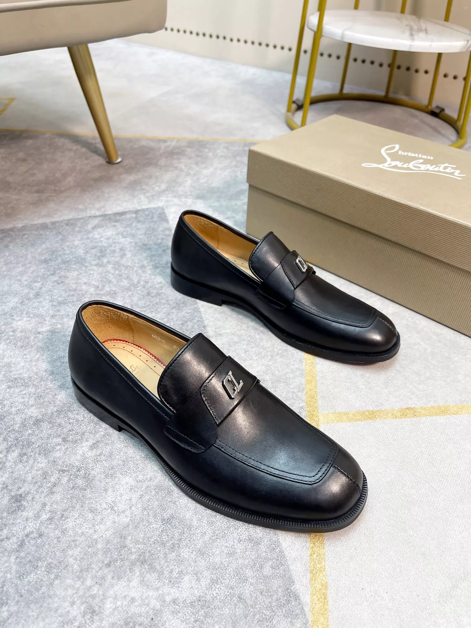 Durable 4686 Christian Louboutin Leather Shoes For Men