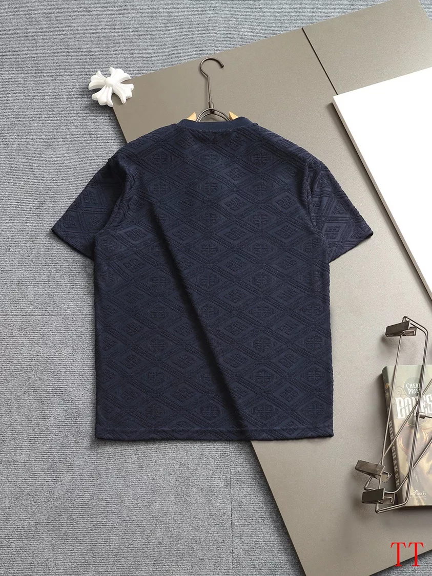 Durable 4733 Givenchy T-Shirts Short Sleeved For Unisex