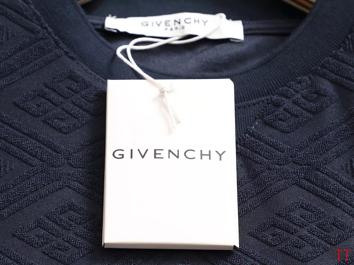 Durable 4733 Givenchy T-Shirts Short Sleeved For Unisex